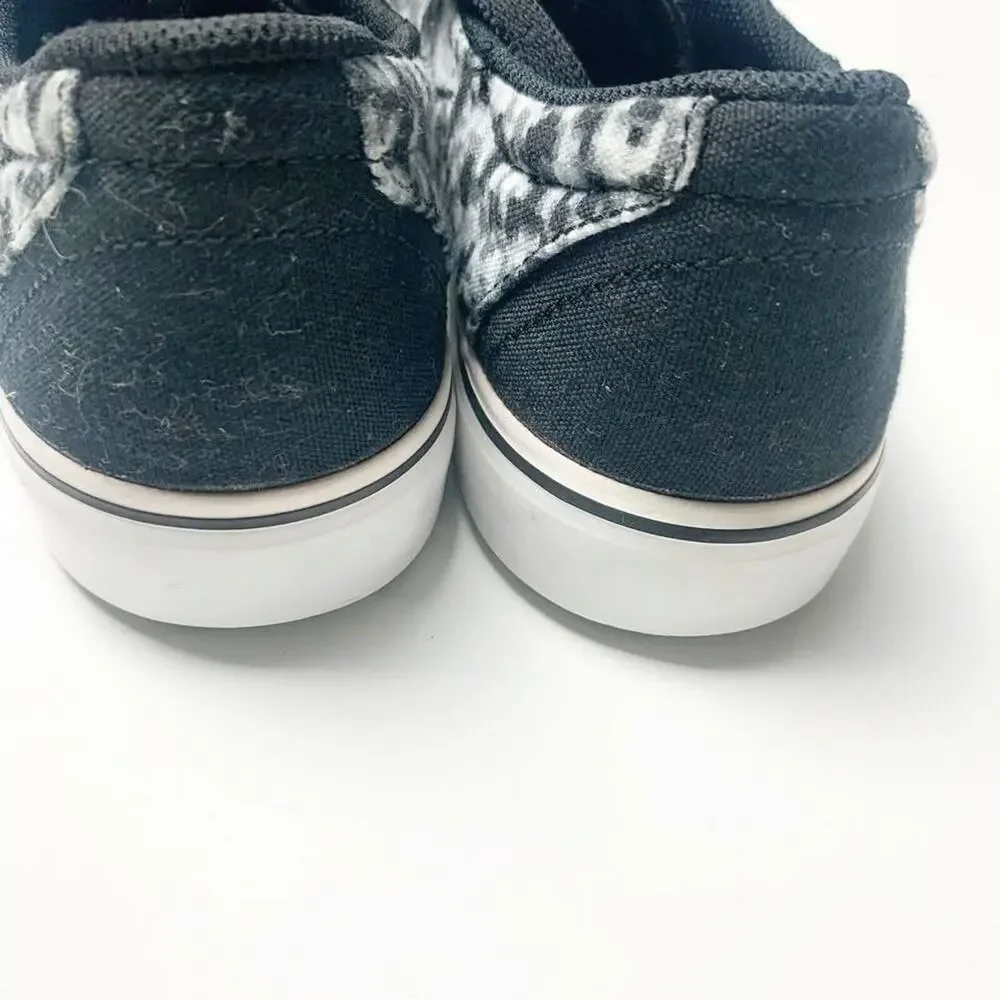 NIKE Men's Shoes 7.5  Black And White Canvas Skateboarding Skateboard Pixelated